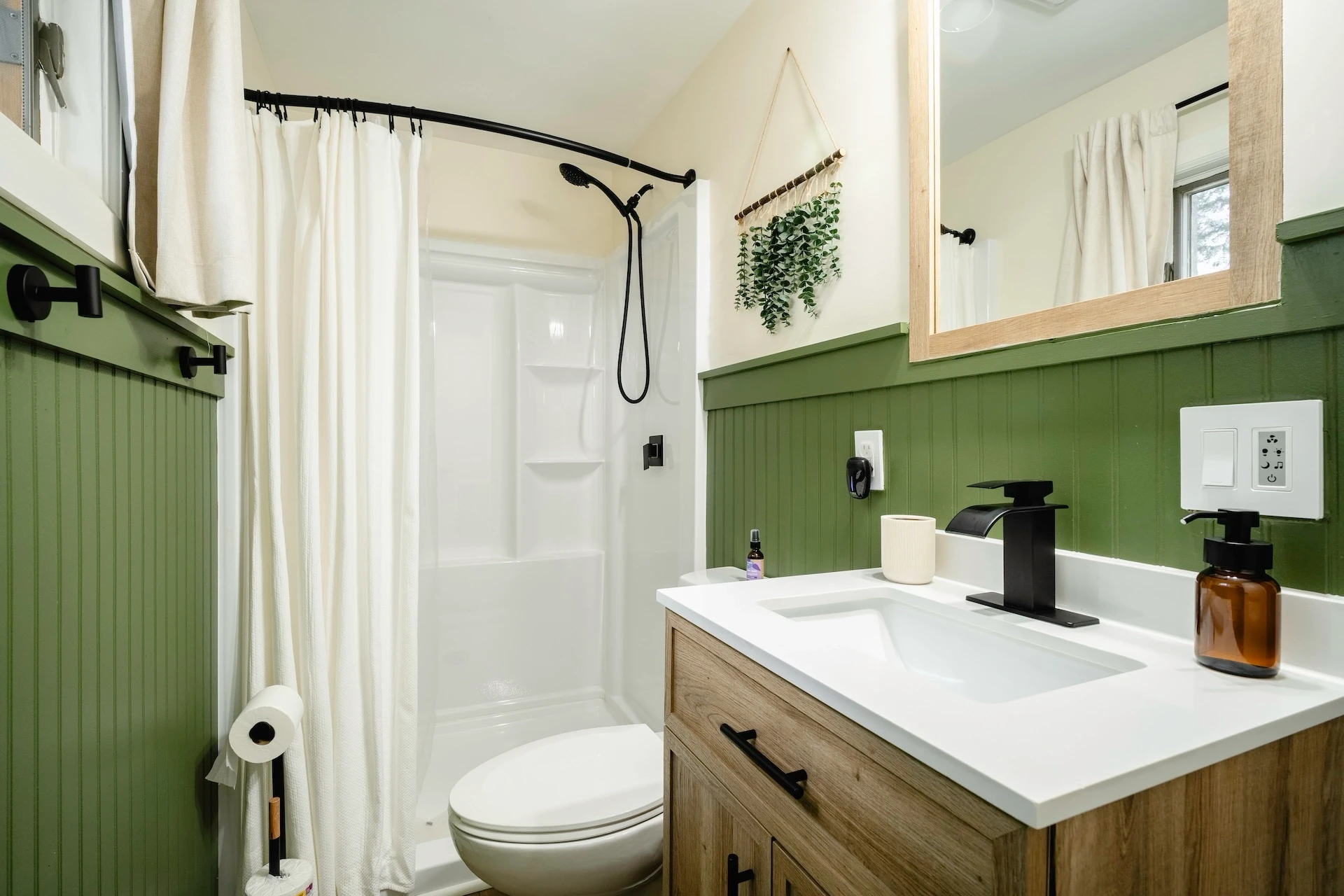 Bathroom 2a