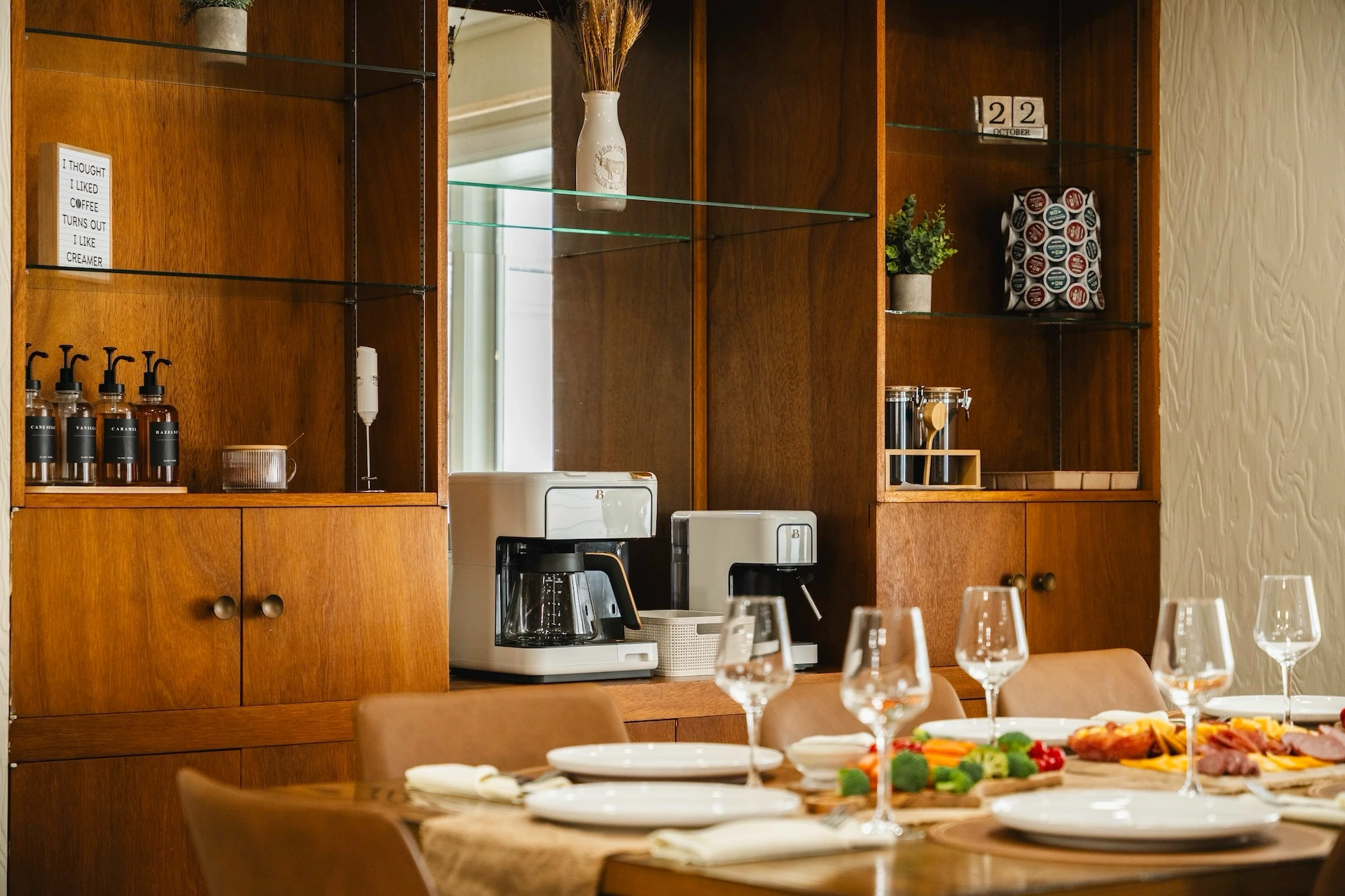 Dining 4