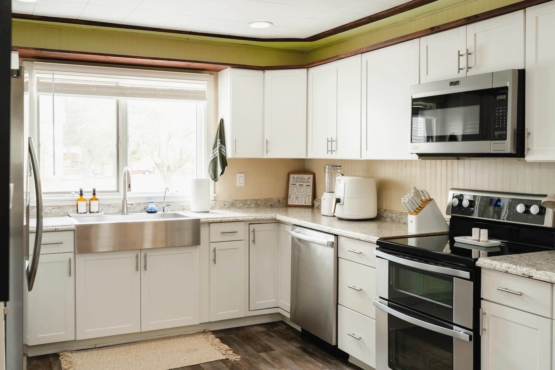 Kitchen 1